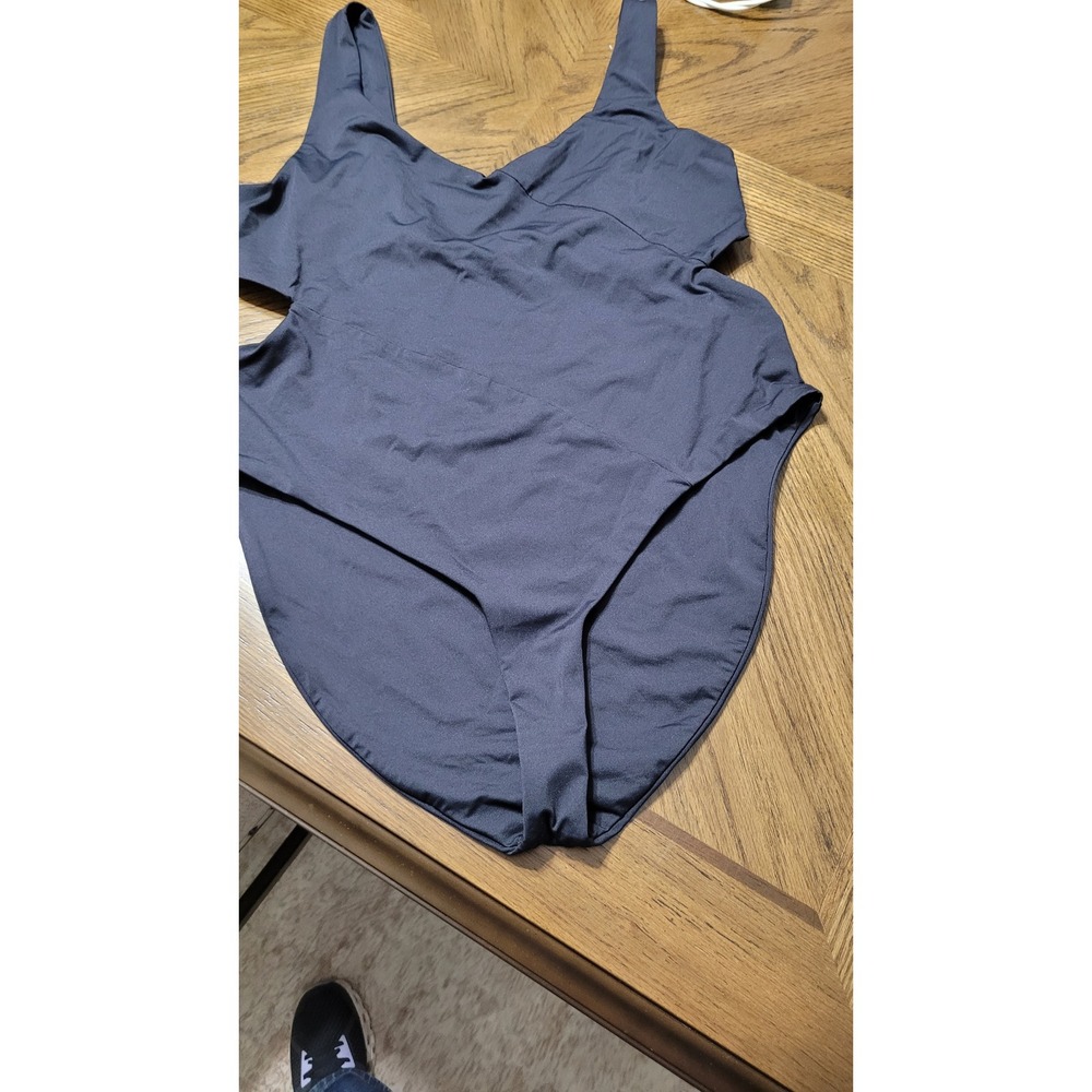 Volcom Womens Black Cut Out One Piece Swimsuit Sz 16W Recycled Econyl 03041900P